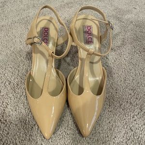 Mojo Moxy • Nude Patent Leather Heels